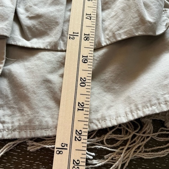 Chaus Sport Short Beige Tiered Jacket - Picture 10 of 15